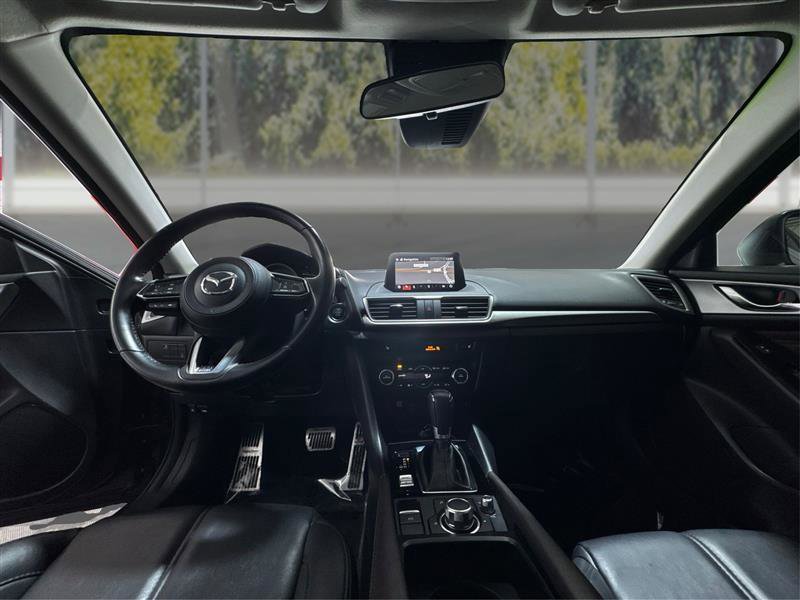 Used 2018 MAZDA MAZDA3 Touring FWD image 21