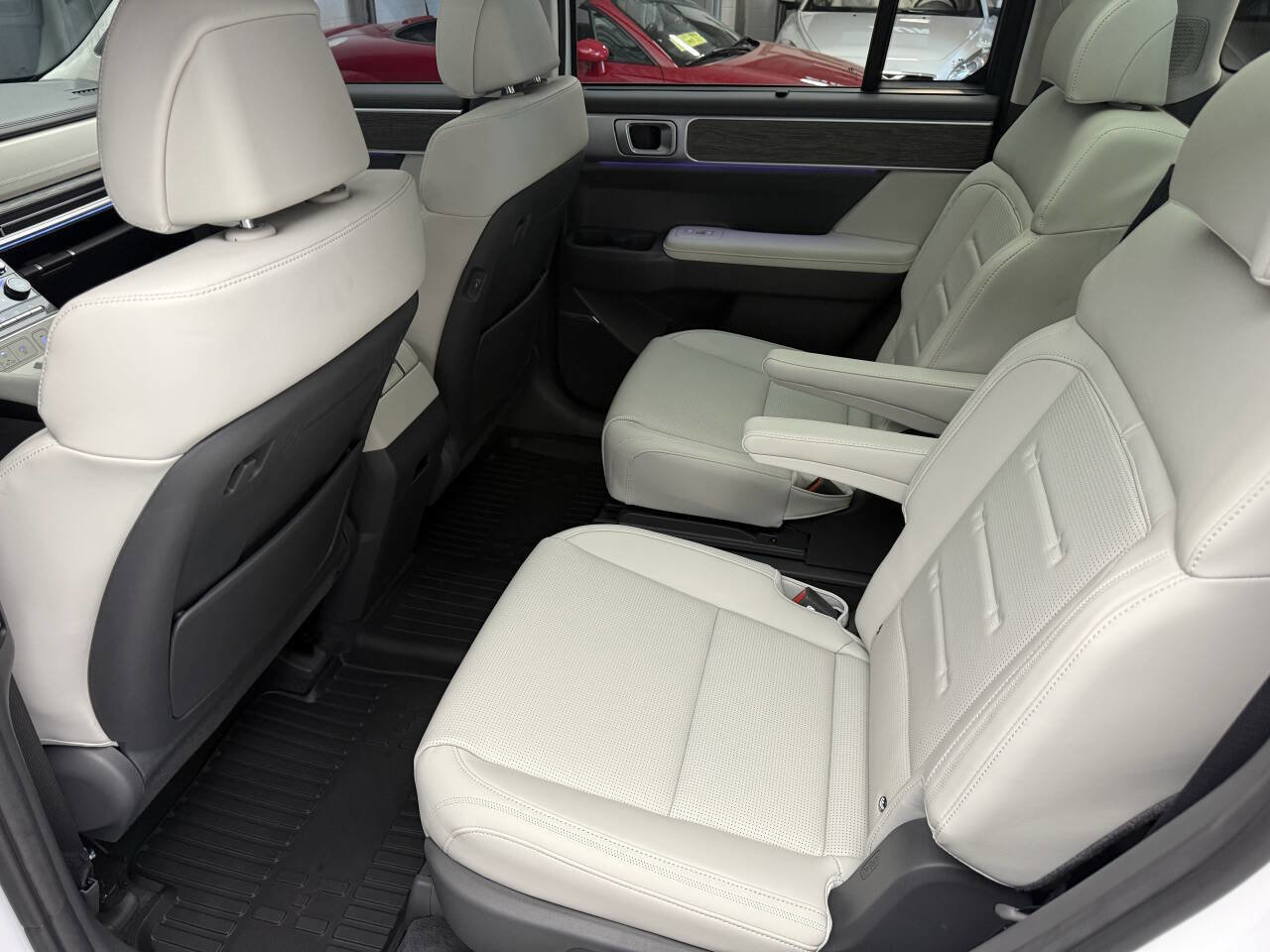 Used 2024 Hyundai Santa Fe Calligraphy image 30