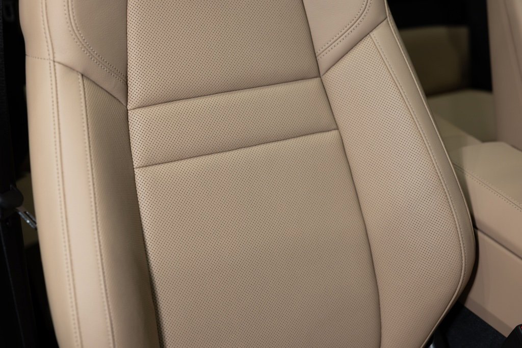 Used 2024 Porsche 911 Carrera image 33