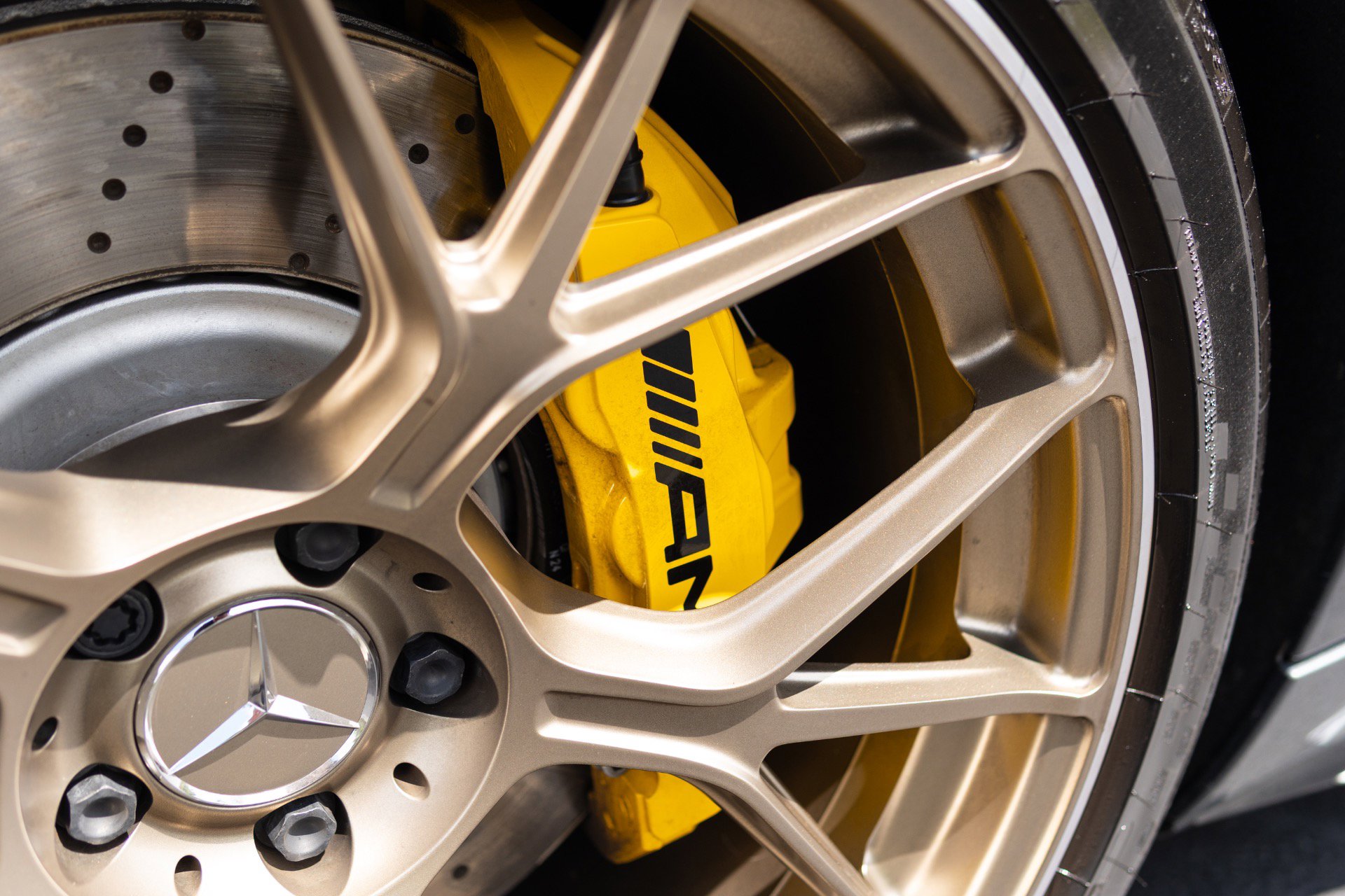 Used 2025 Mercedes-Benz AMG GT 63 image 22