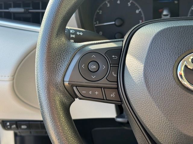 Used 2023 Toyota Corolla Cross L image 28