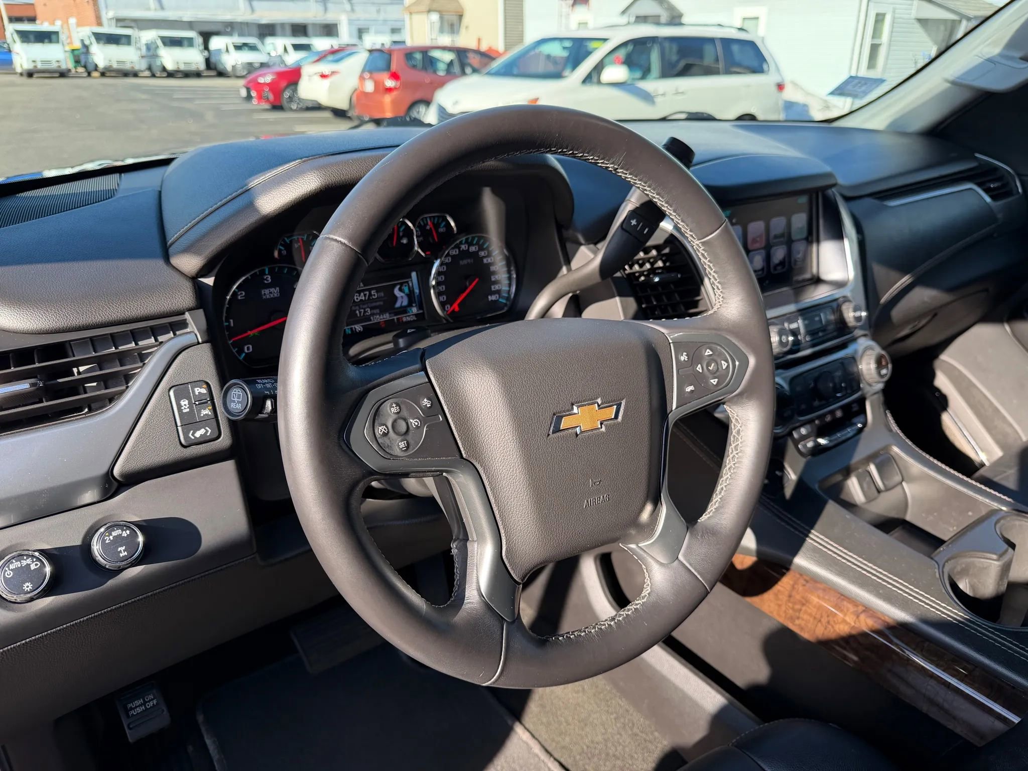 Used 2018 Chevrolet Tahoe LT image 25