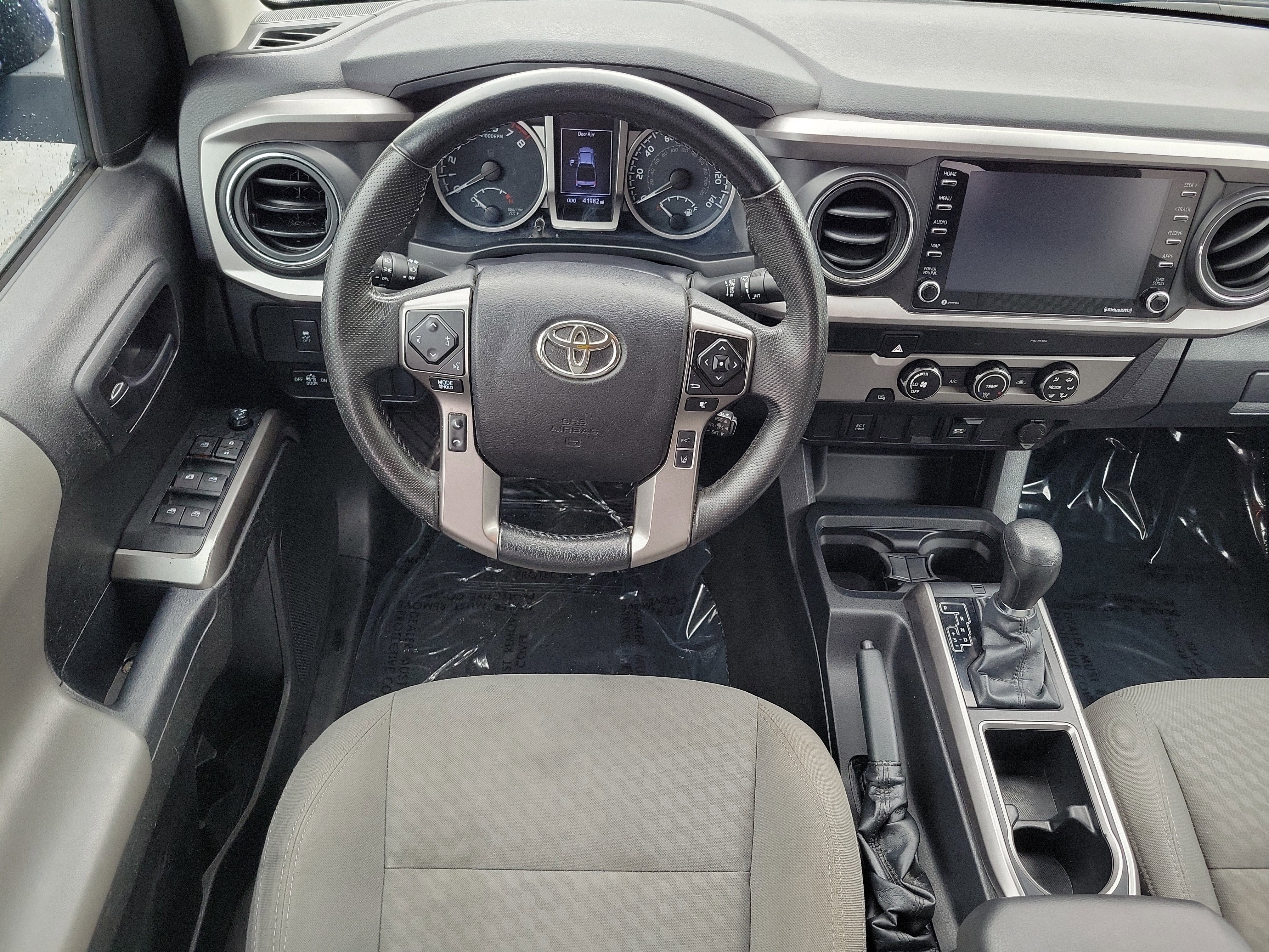 Used 2022 Toyota Tacoma SR5 w/ SR5 Appearance Package (SM) RWD image 9
