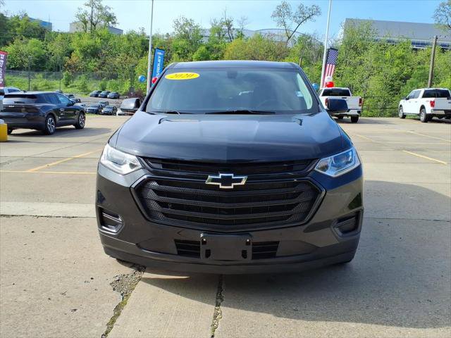 Used 2020 Chevrolet Traverse LS w/ LPO, Blackout Package AWD/4WD image 4