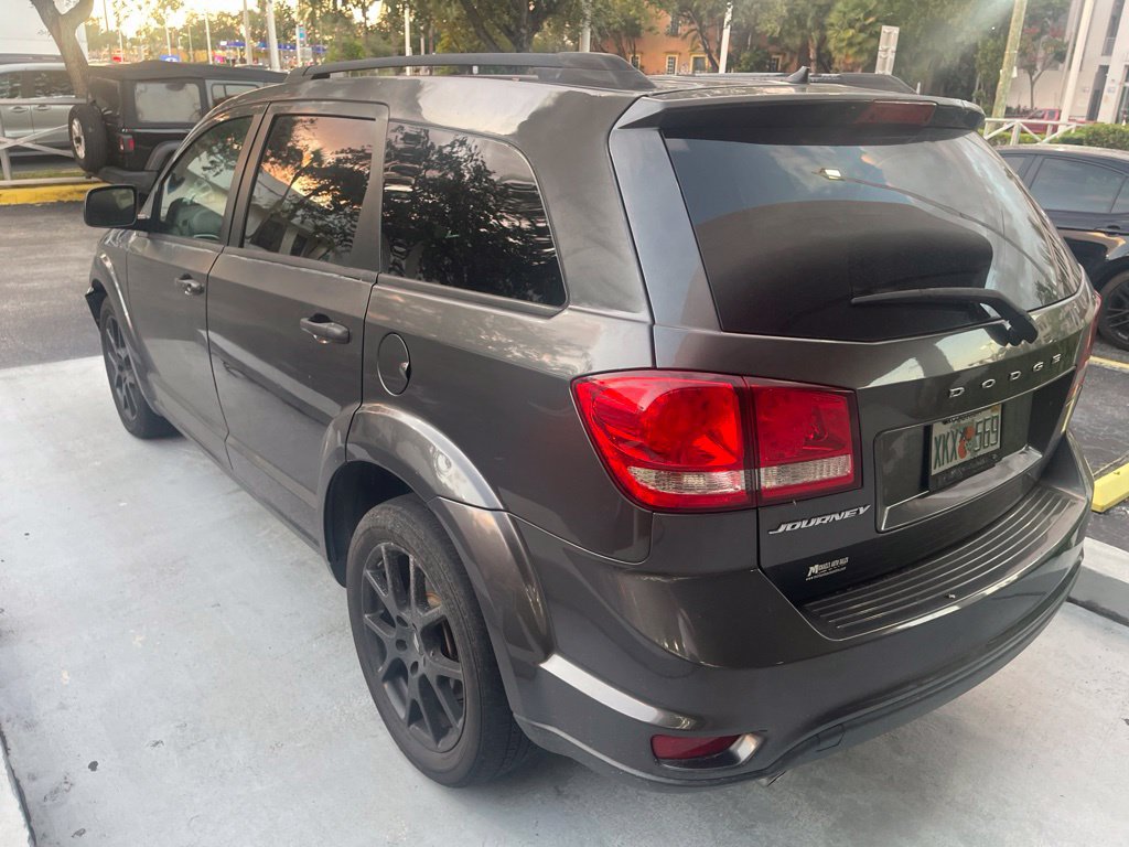 Used 2018 Dodge Journey SXT w/ Blacktop Package FWD image 8