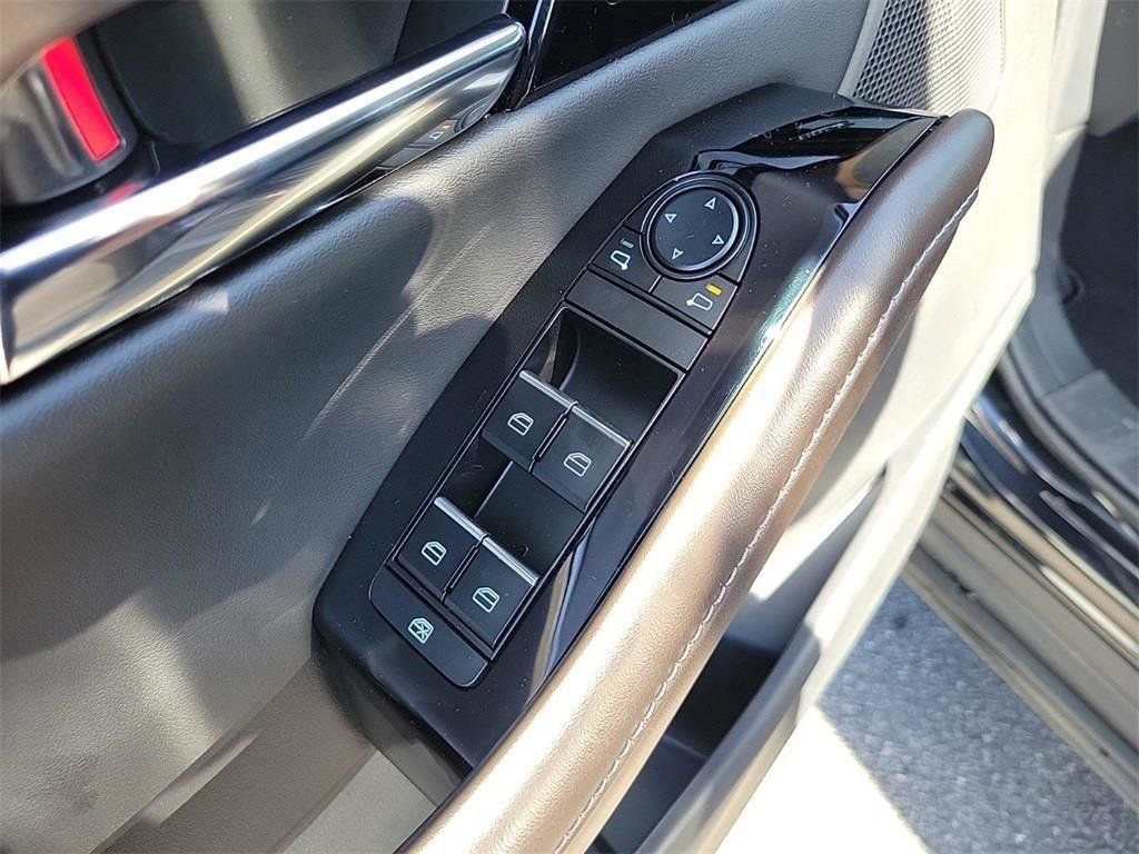 Certified 2025 MAZDA CX-30 2.5 Turbo w/ Premium Package image 23