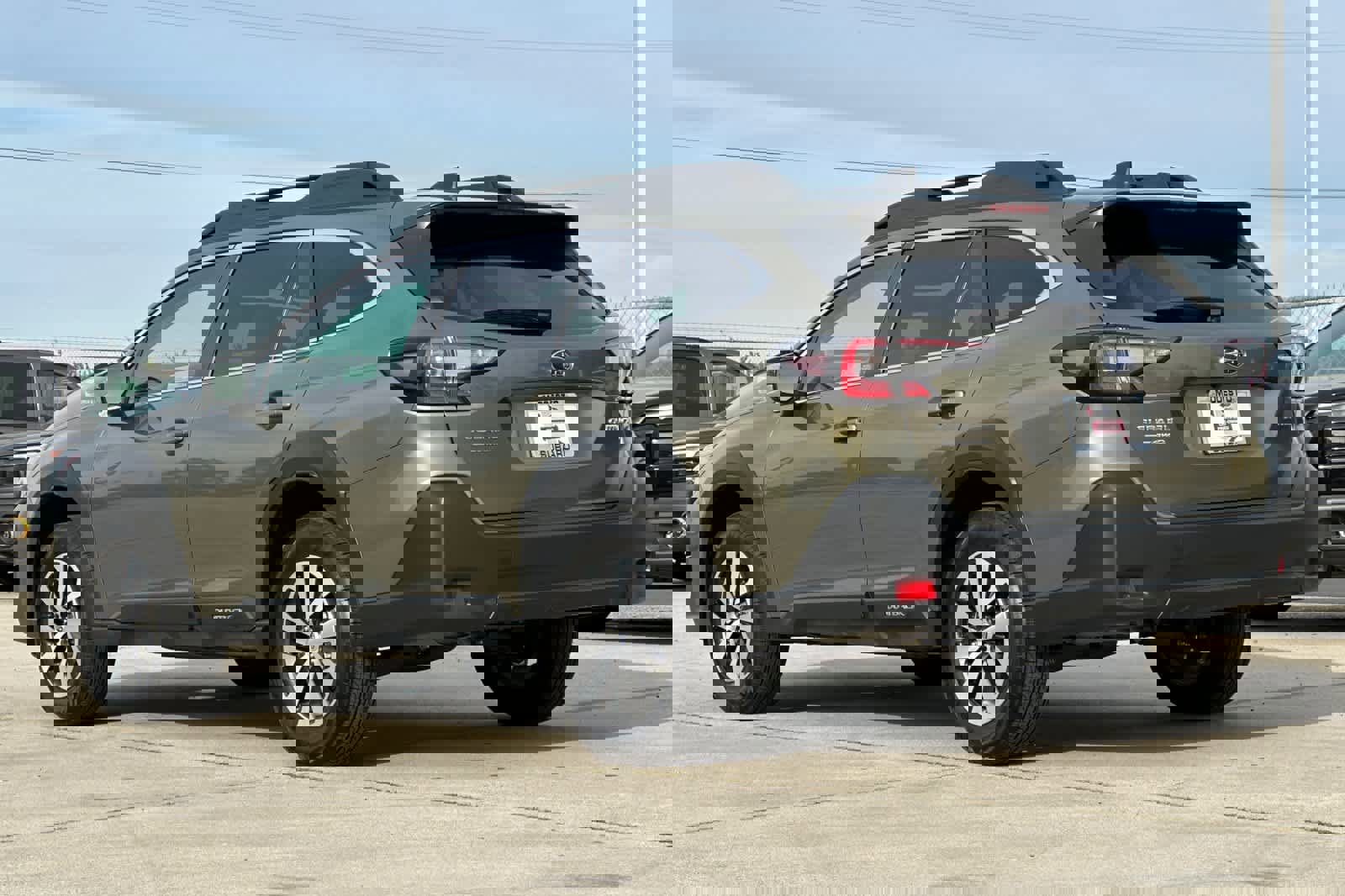 Certified 2025 Subaru Outback Premium w/ Popular Package #1 image 5