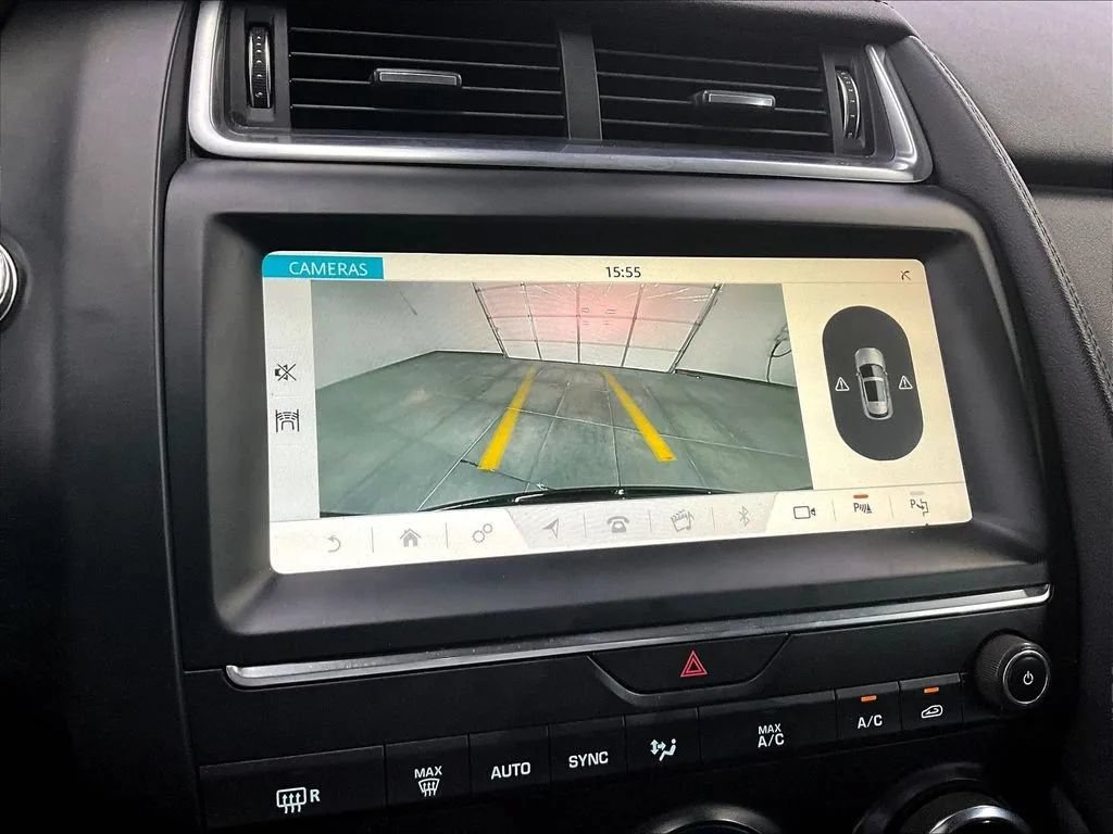 Used 2020 Jaguar E-PACE SE AWD/4WD image 16