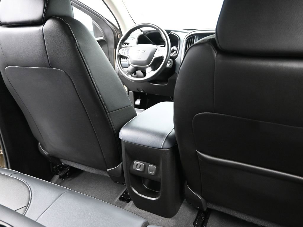 Used 2022 Chevrolet Colorado Z71 AWD/4WD image 17