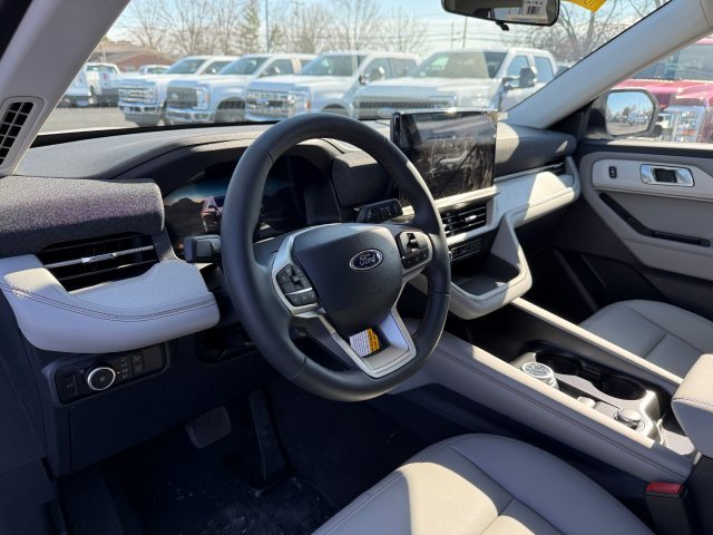 New 2026 Ford Explorer Active w/ Active Comfort Package AWD/4WD image 11