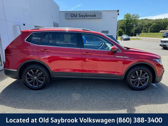 Used 2022 Volkswagen Tiguan SE image 4