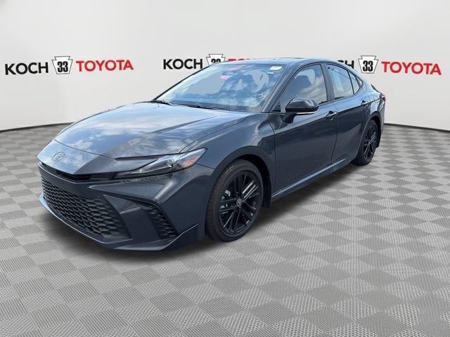 Used 2025 Toyota Camry SE w/ Convenience Package FWD image 3