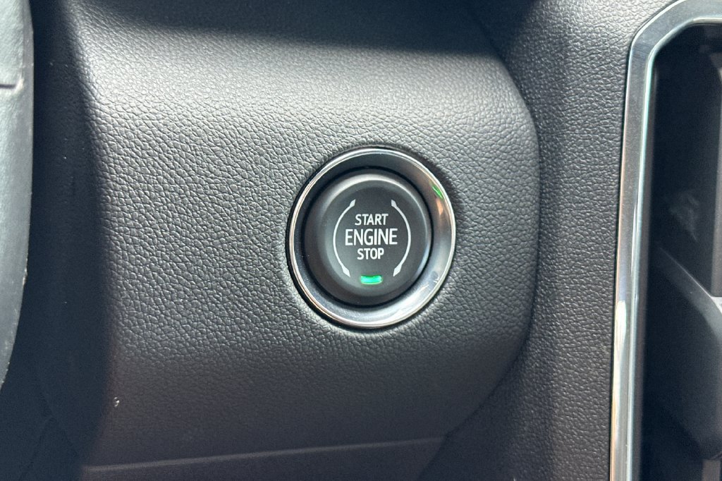 New 2026 GMC Acadia Elevation w/ Super Cruise Package AWD/4WD image 25