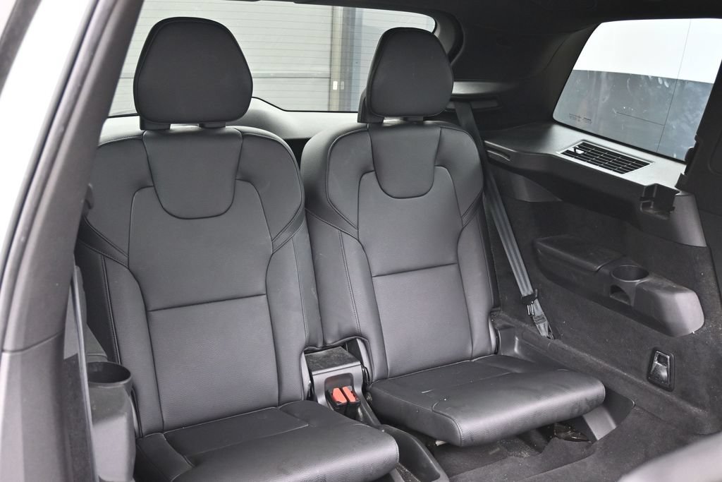 Used 2018 Volvo XC90 T6 Momentum w/ Convenience Package AWD/4WD image 31