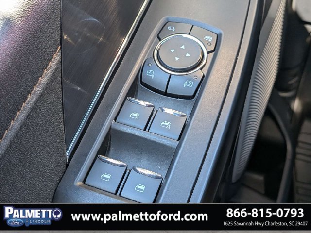 Used 2023 Ford F150 Raptor w/ Raptor 37 Performance Package AWD/4WD image 26