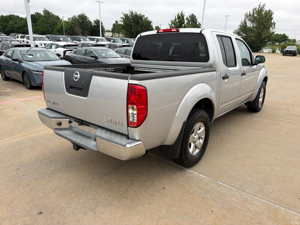Used 2010 Nissan Frontier SE AWD/4WD image 5