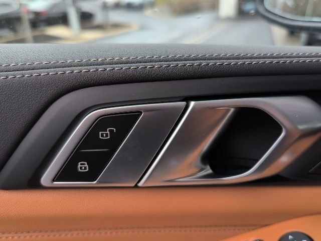 New 2026 BMW X5 xDrive40i AWD/4WD image 14