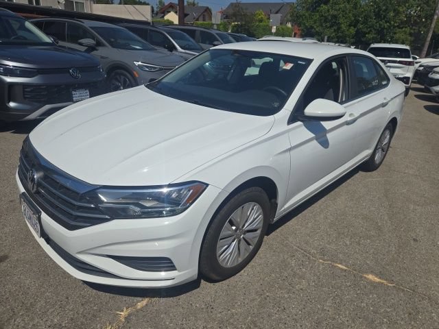 Used 2020 Volkswagen Jetta S FWD image 2
