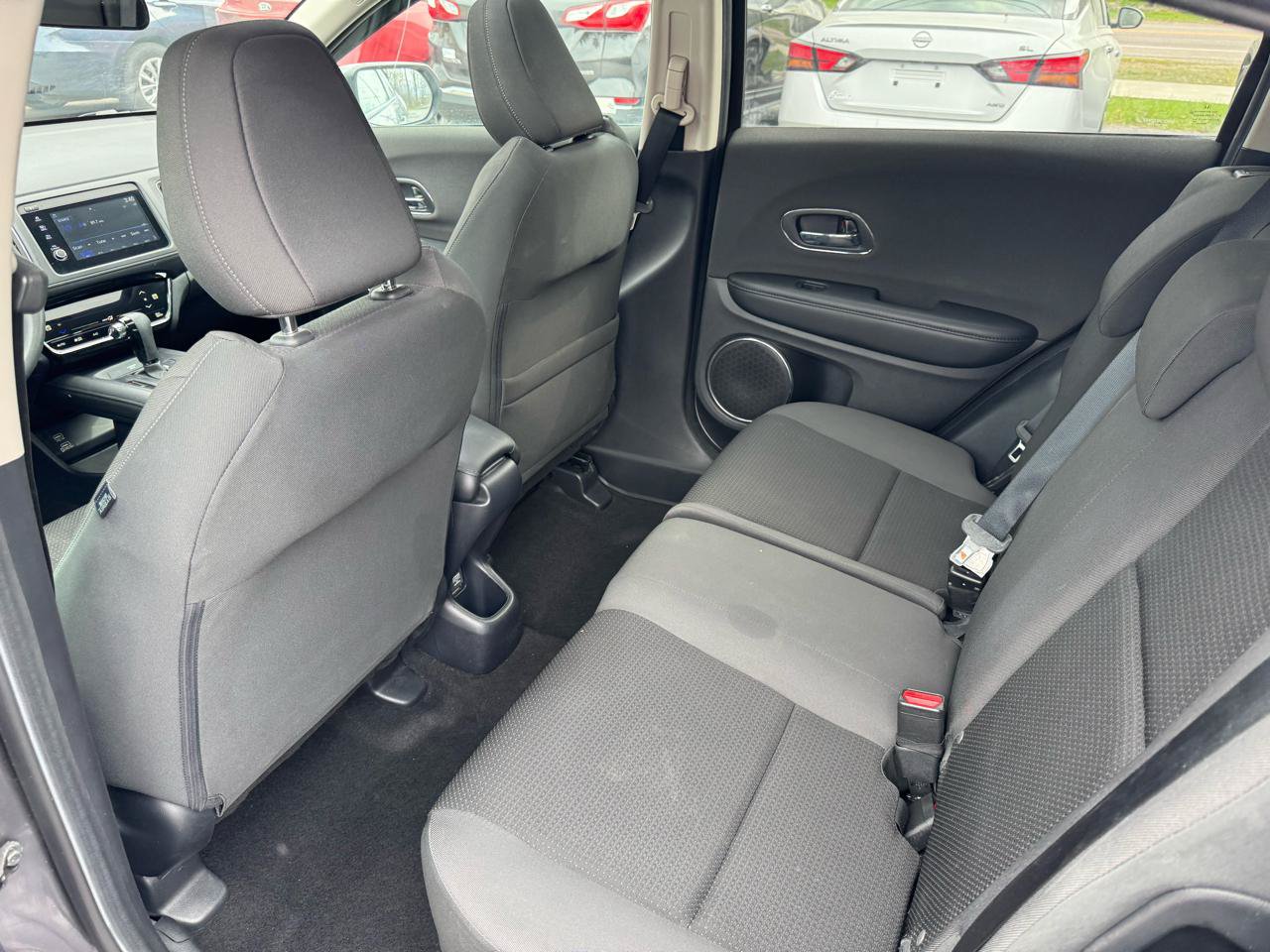 Used 2020 Honda HR-V EX image 11