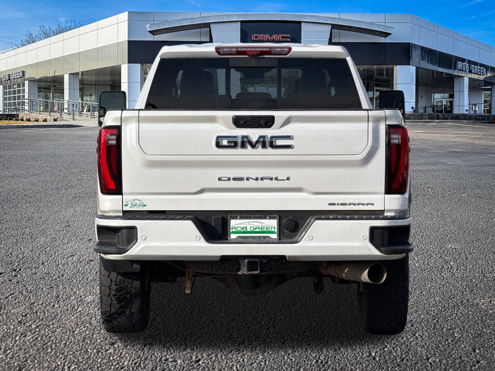 Used 2024 GMC Sierra 3500 Denali Ultimate image 4