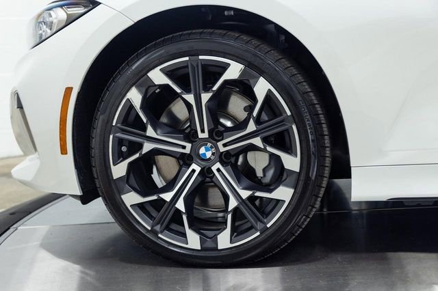 Used 2026 BMW 330i xDrive Sedan w/ Premium Package image 26