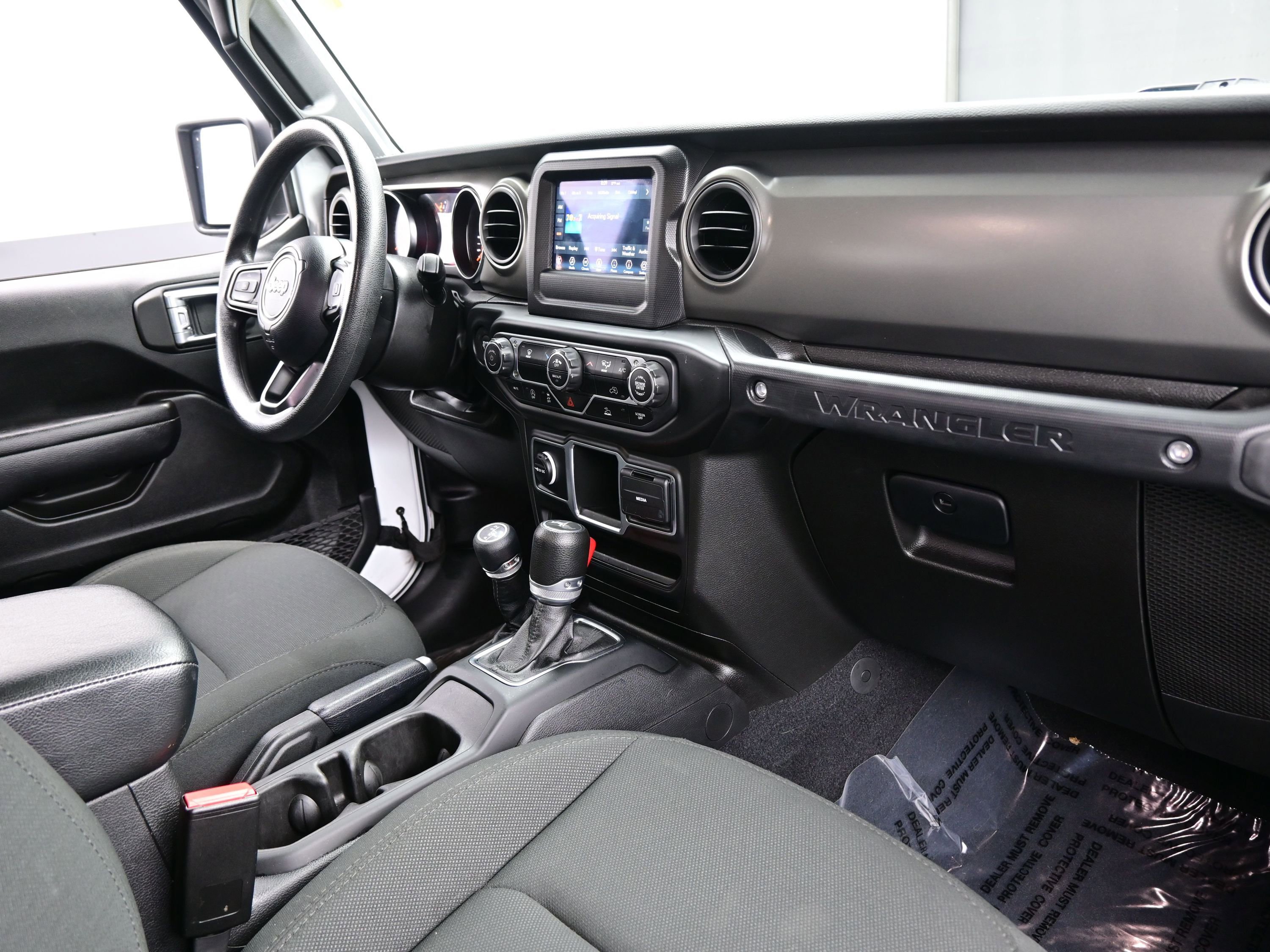 Used 2023 Jeep Wrangler Sport image 15