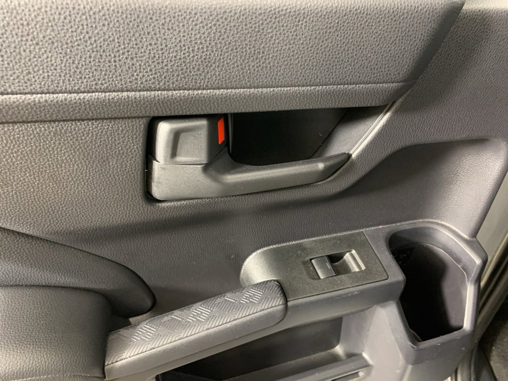 Used 2025 Toyota 4Runner SR5 image 31