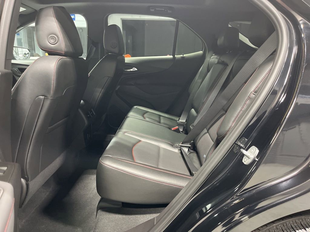 Used 2024 Chevrolet Equinox RS w/ RS Leather Package image 38
