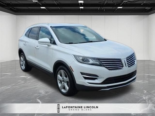 Used 2017 Lincoln MKC Premiere AWD/4WD image 3