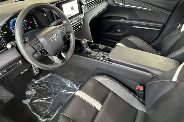 Certified 2025 Toyota Camry SE image 11