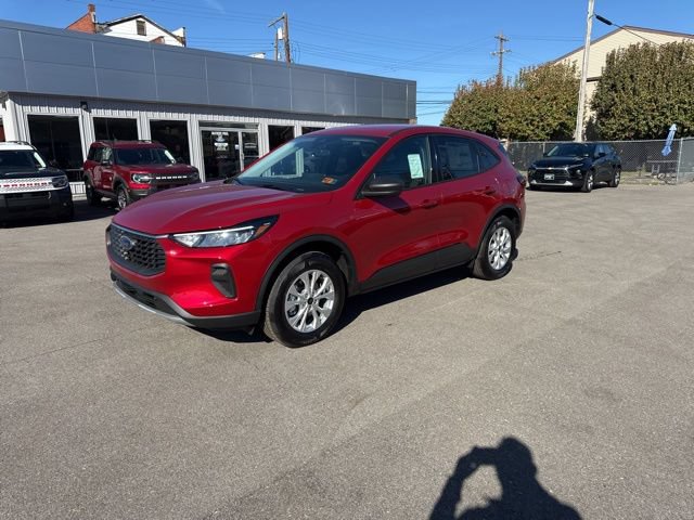 New 2026 Ford Escape Active w/ Tech Pack #1 AWD/4WD image 2