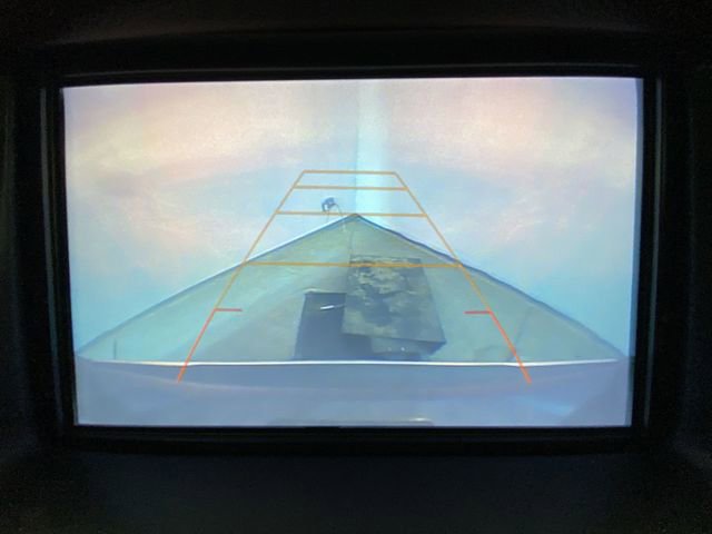 Used 2018 Chevrolet Tahoe Premier AWD/4WD image 17