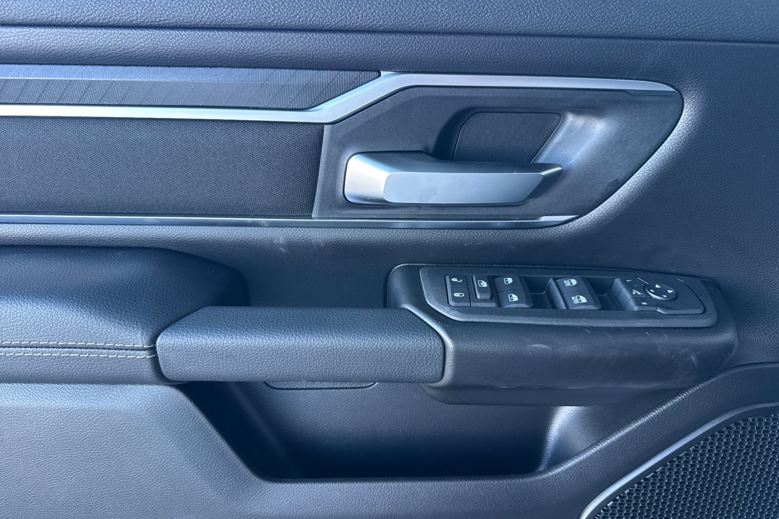 New 2026 RAM 1500 2WD Crew Cab image 10