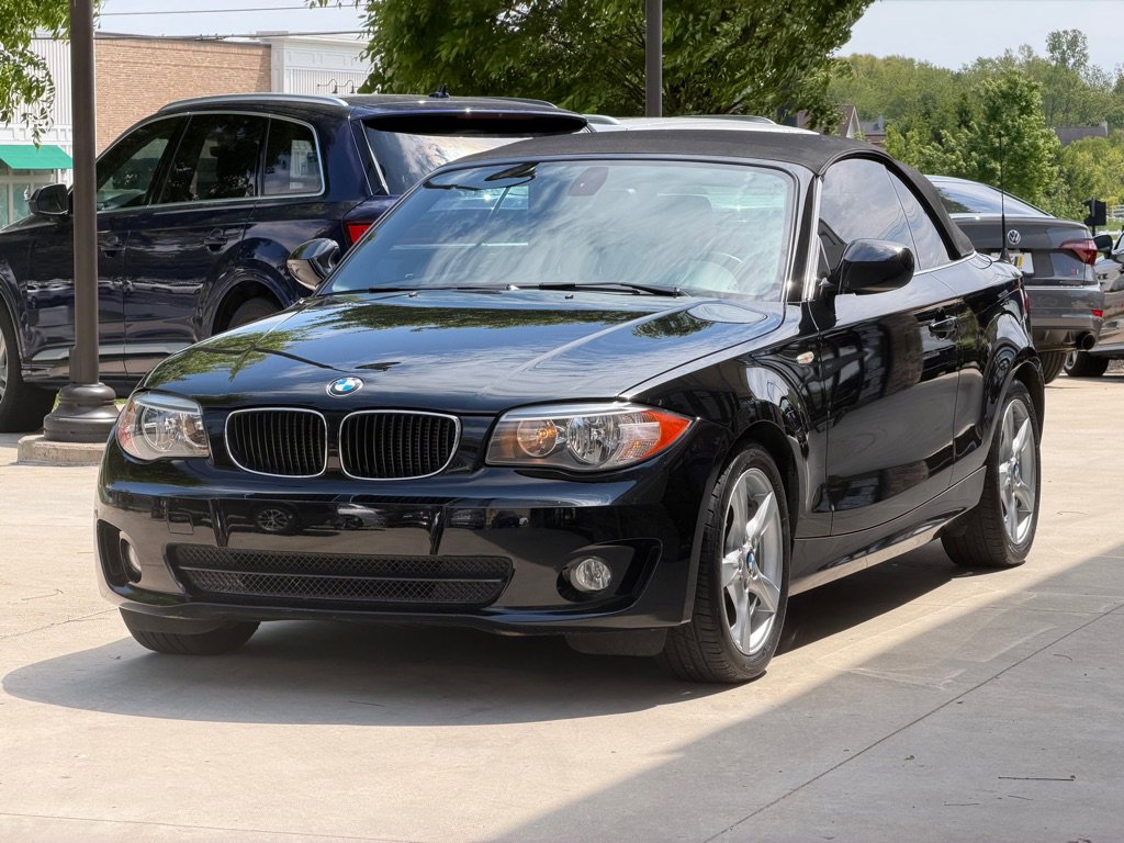 Used 2013 BMW 128i Convertible RWD image 11