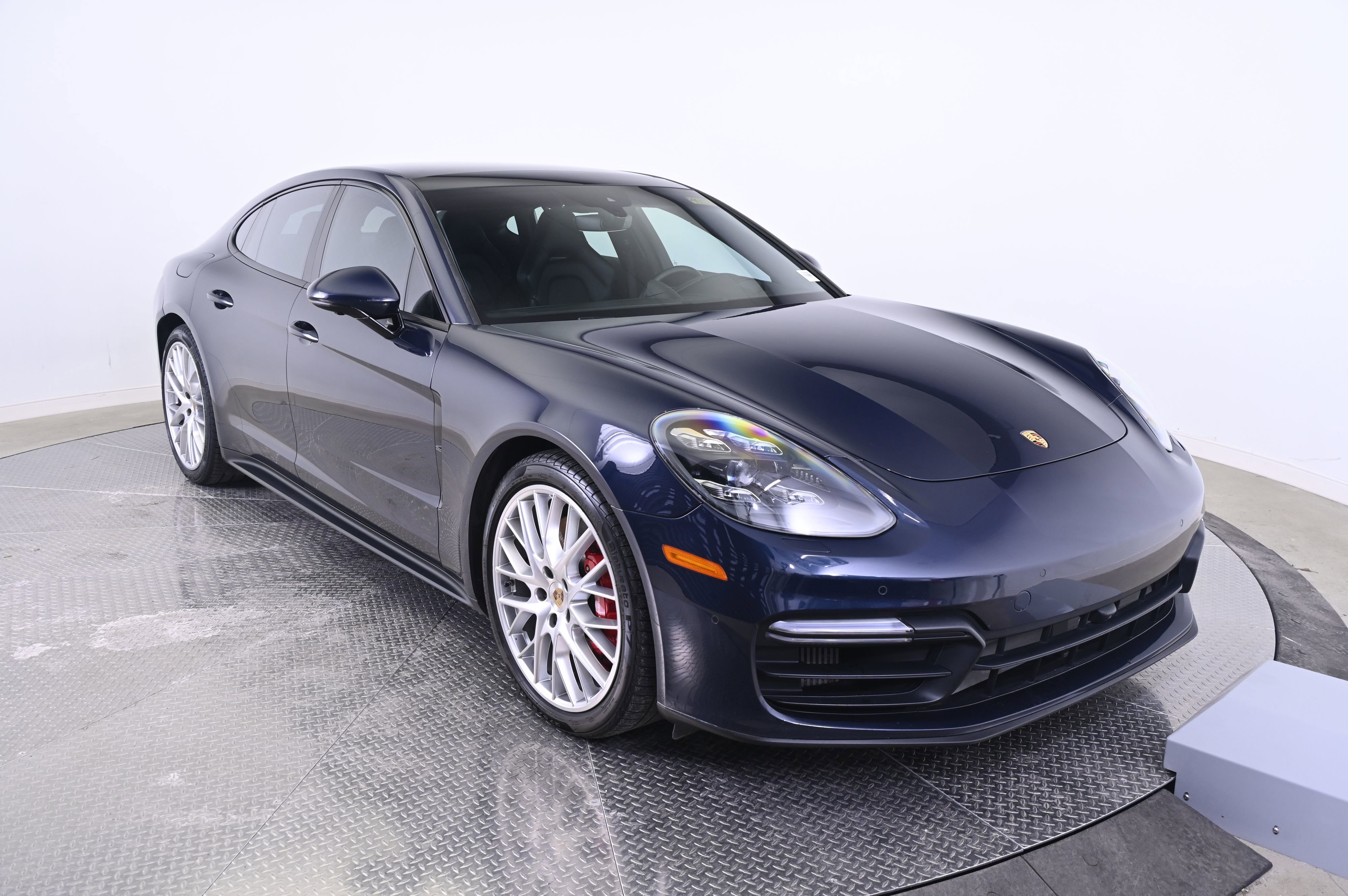 Certified 2020 Porsche Panamera GTS image 9