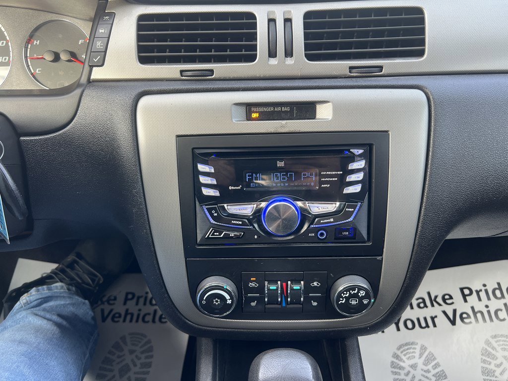 Used 2009 Chevrolet Impala SS w/ Convenience Package image 19