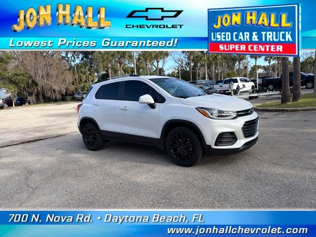 Used 2022 Chevrolet Trax LT w/ Driver Confidence Package image 17