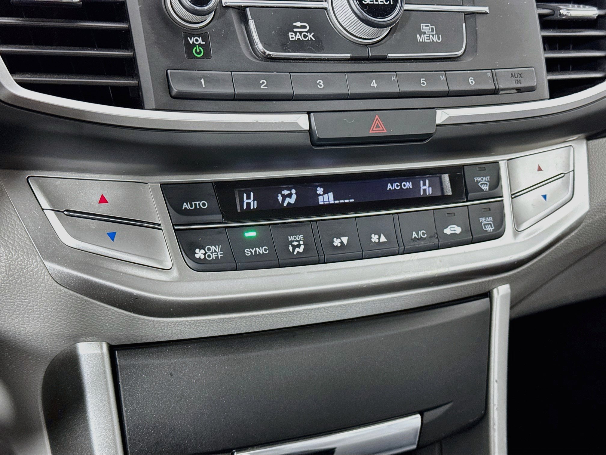 Used 2015 Honda Accord LX image 15