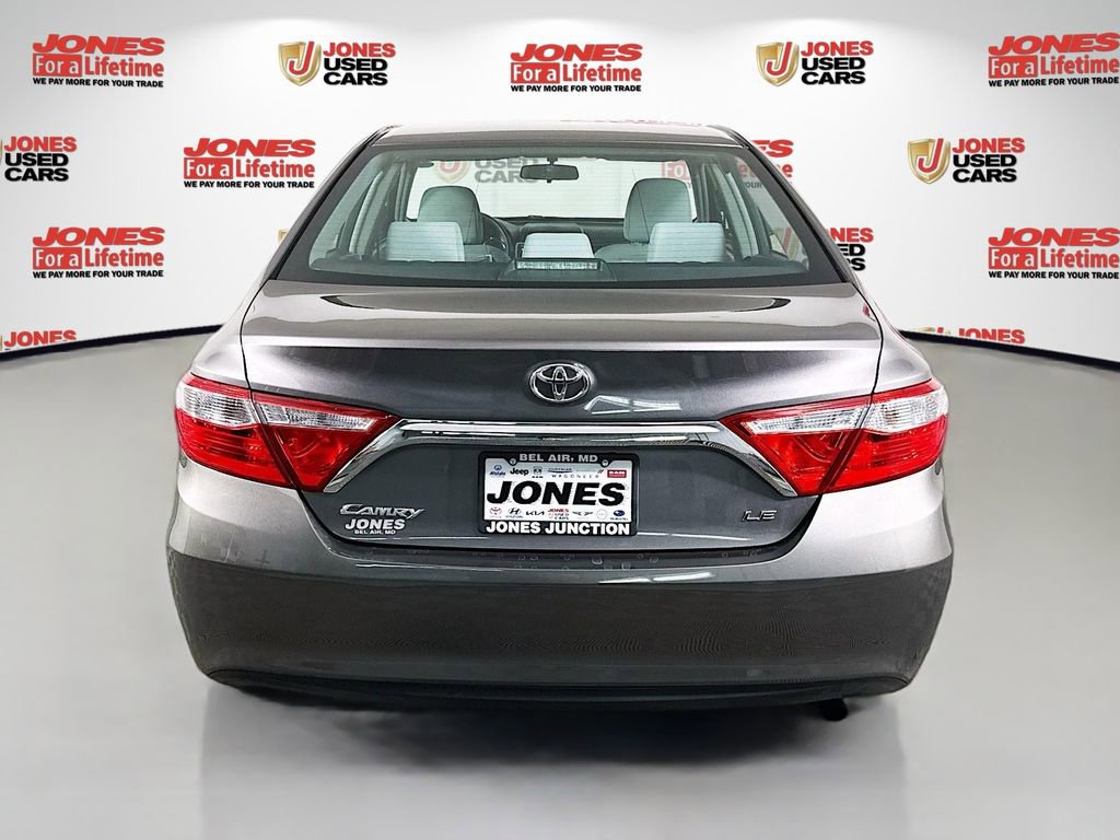 Used 2016 Toyota Camry LE FWD image 13