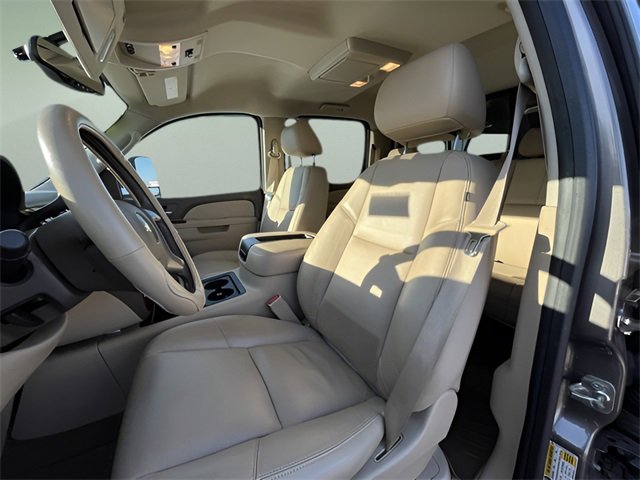 Used 2014 Chevrolet Silverado 2500 LTZ w/ LTZ Plus Package image 11