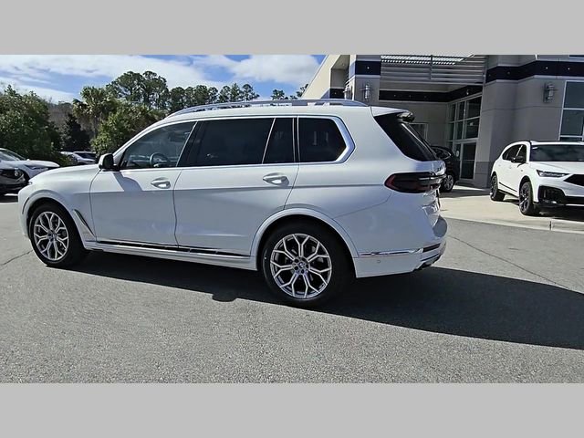 Used 2024 BMW X7 xDrive40i image 21
