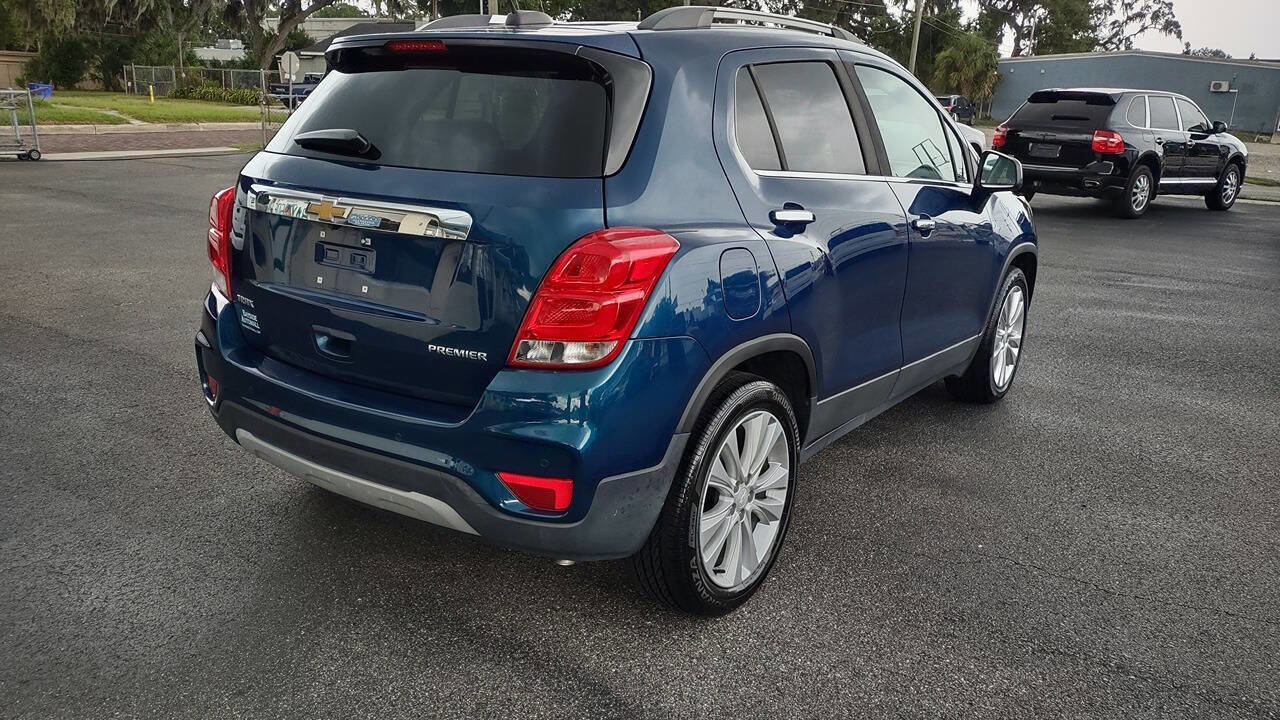 Used 2020 Chevrolet Trax Premier FWD image 4