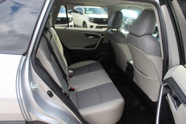 Used 2023 Toyota RAV4 Limited image 8