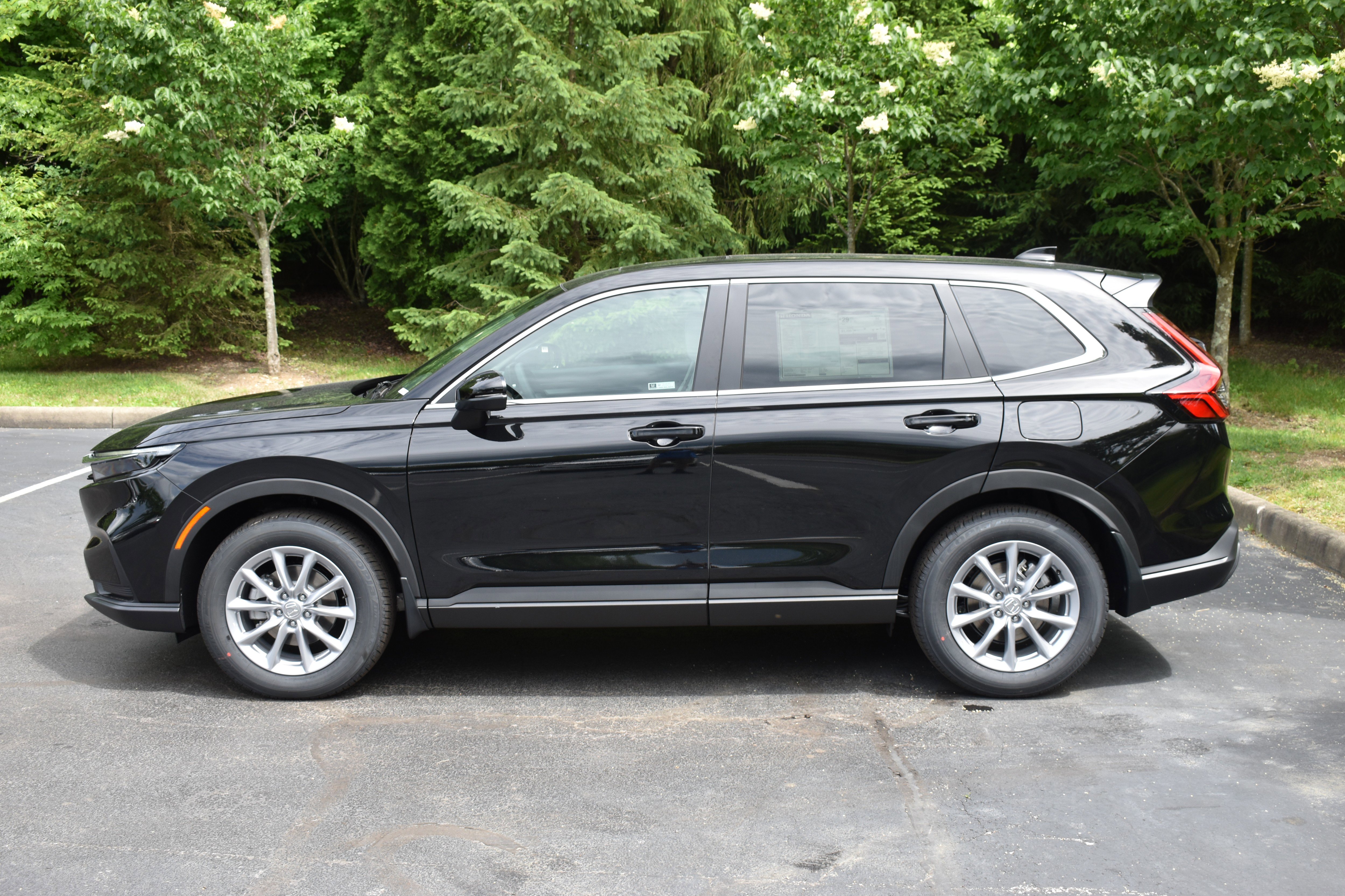 New 2026 Honda CR-V EX image 4