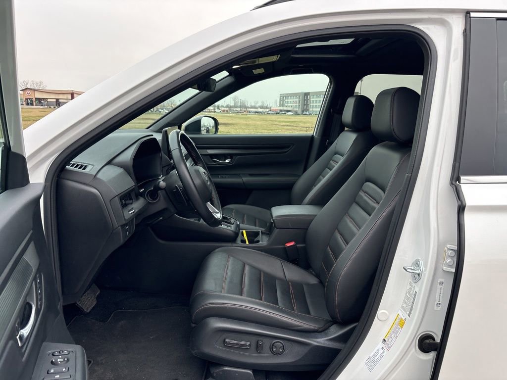 Used 2025 Honda CR-V Sport-L image 17