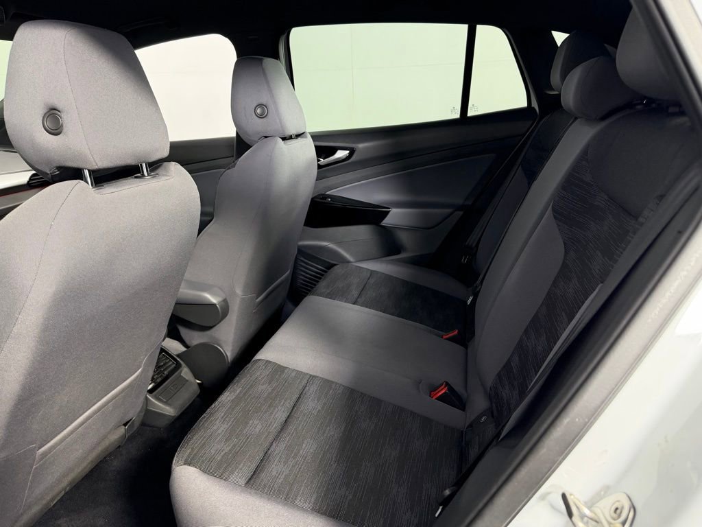 Used 2022 Volkswagen ID.4 Pro image 27