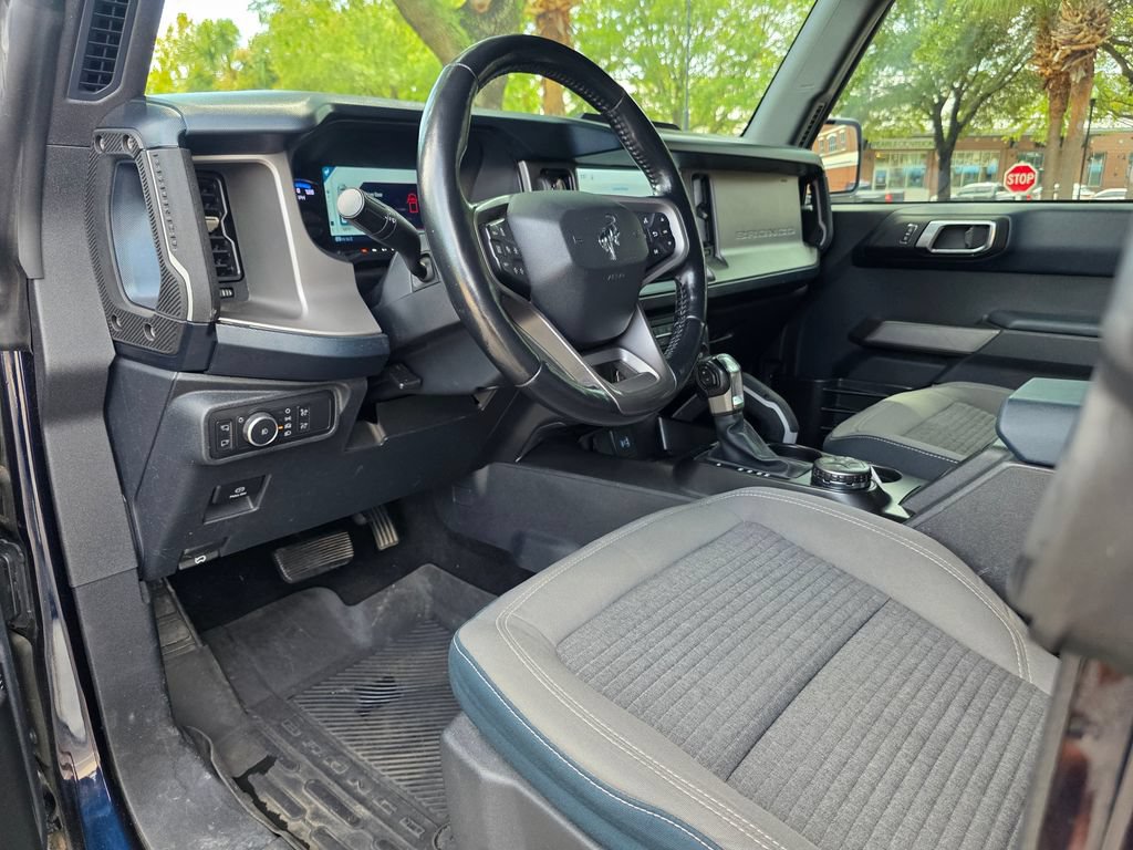 Used 2021 Ford Bronco Outer Banks AWD/4WD image 11