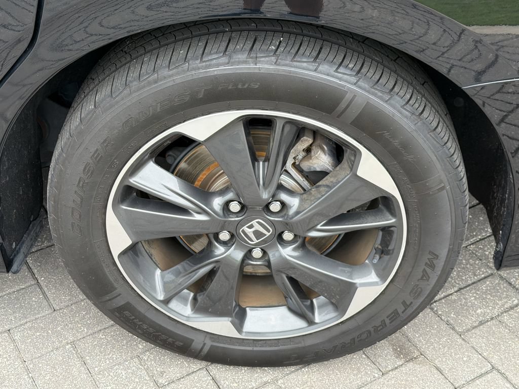 Used 2022 Honda Odyssey Elite image 35
