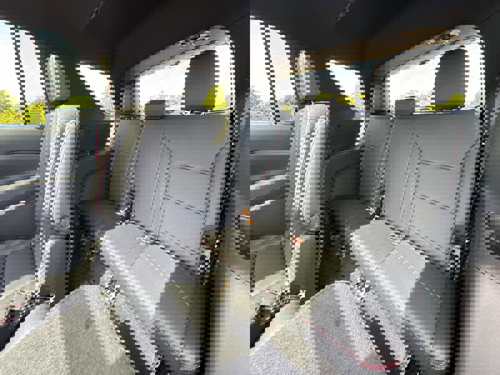 New 2026 Chevrolet Traverse RS w/ LPO, Floor Liner Package image 5