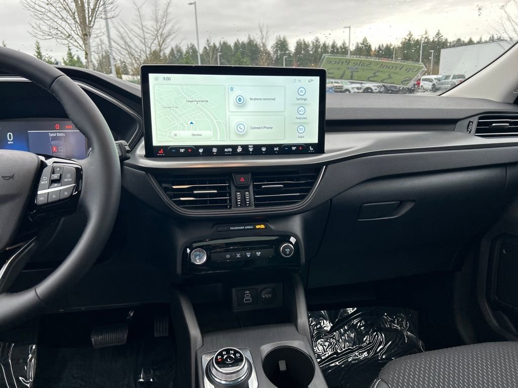 Used 2025 Ford Escape SE w/ Class II Trailer Tow Package image 23